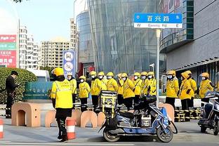 足球报：与穆帅交流1小时后，斯卢茨基感受到“核聚变级别”提升